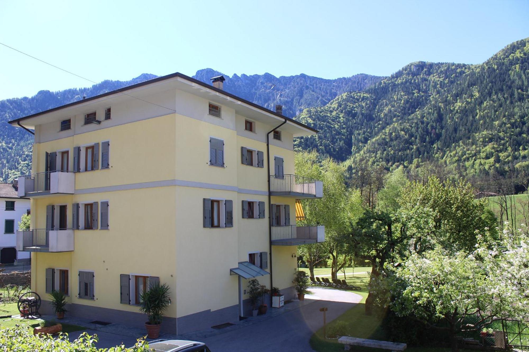 Residence Zecchini Tiarno di Sotto Экстерьер фото