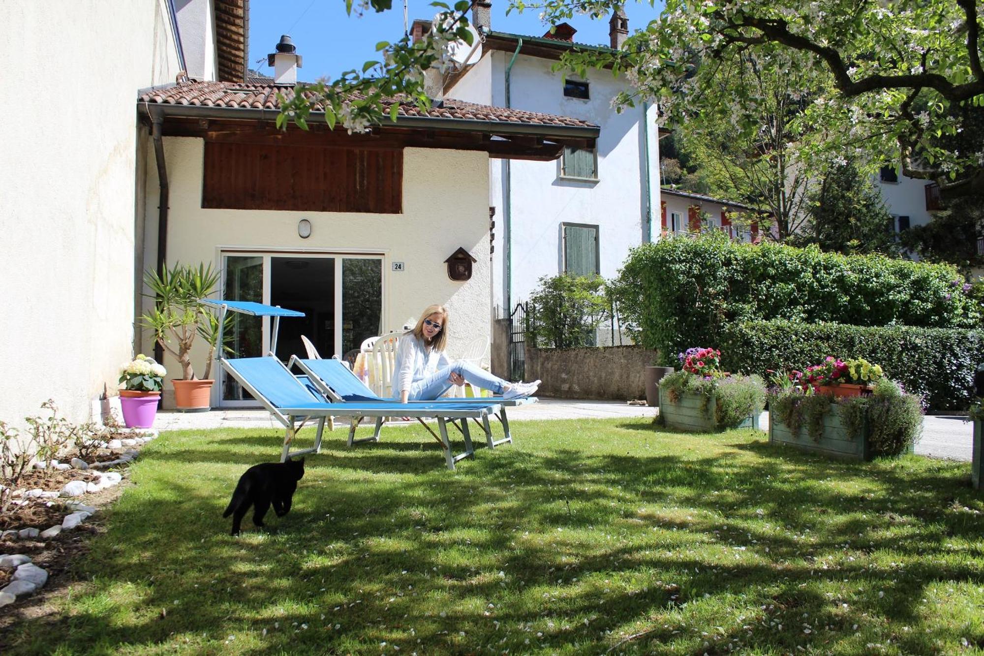 Residence Zecchini Tiarno di Sotto Номер фото